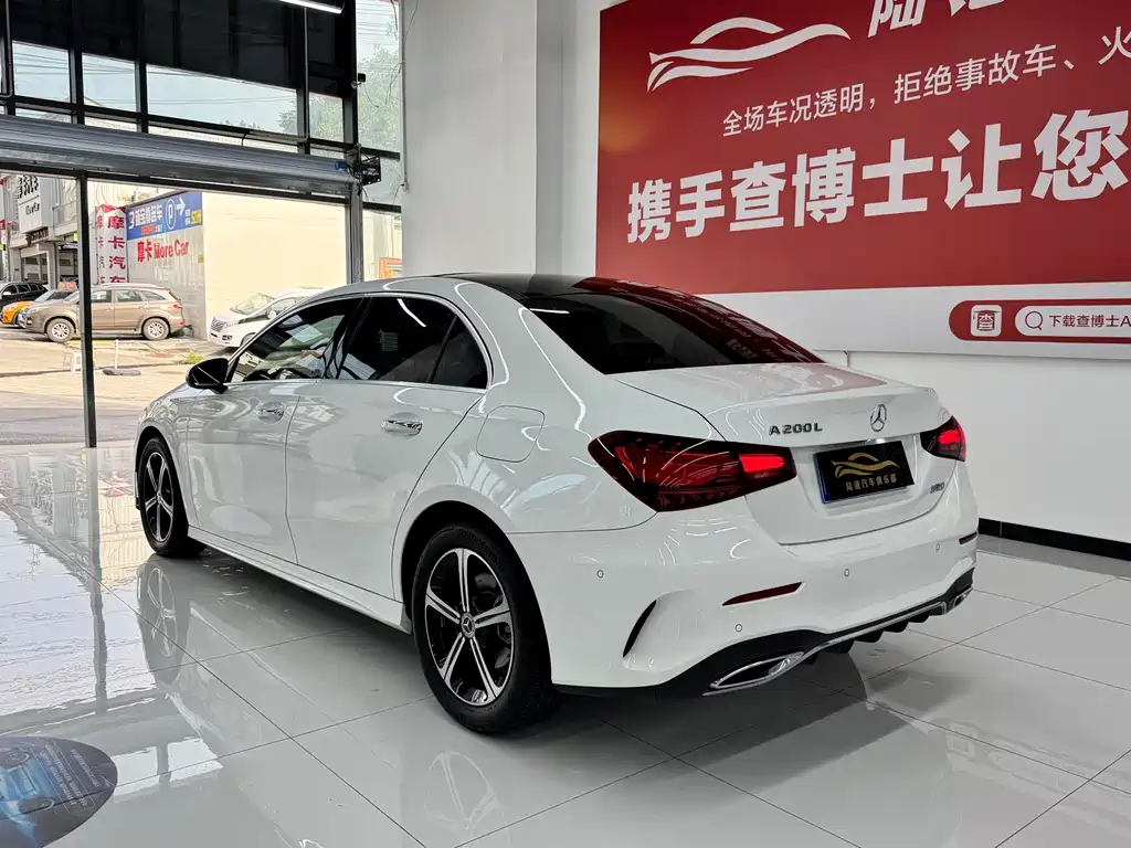 Mercedes-Benz A-Class 2024 — фото 15