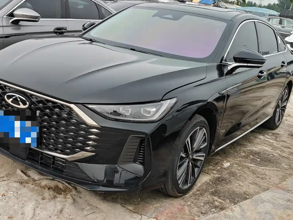 Chery Arrizo 8 2025