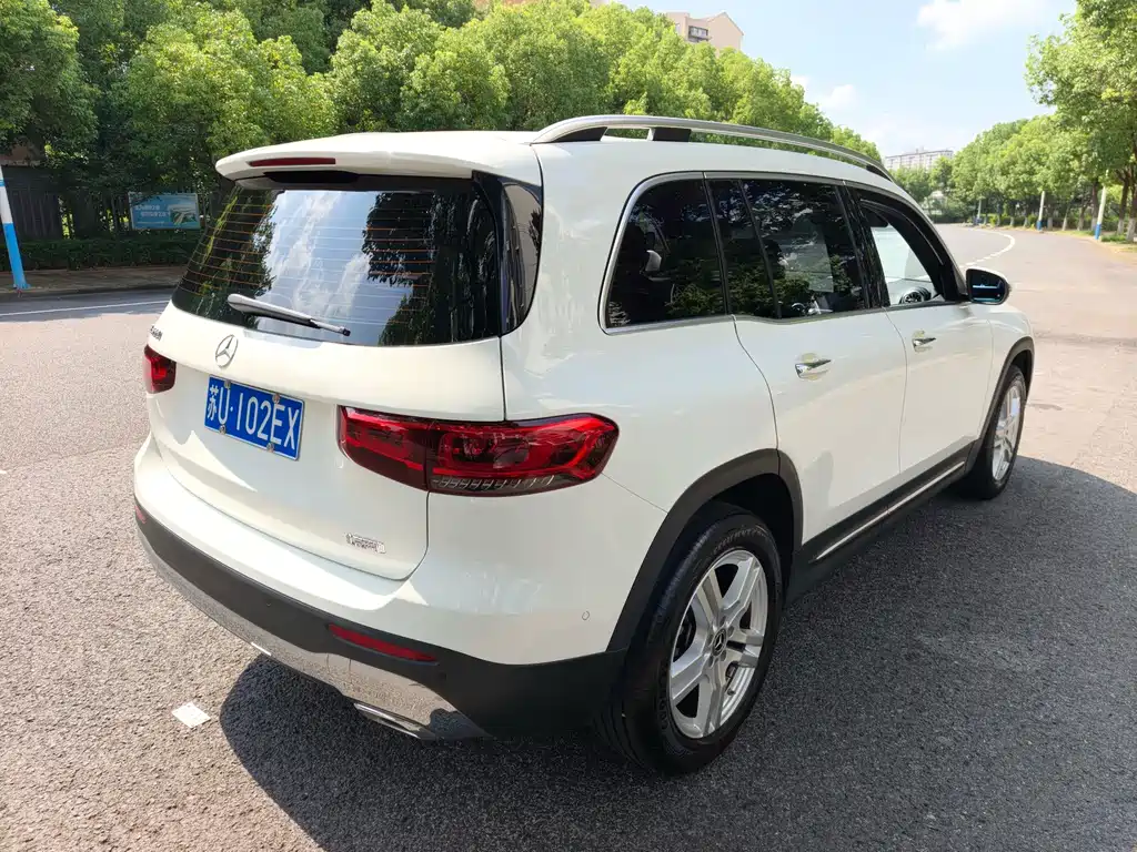 Mercedes-Benz GLB 2023 — фото 10
