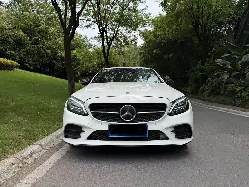 Mercedes-Benz C-Class 2021