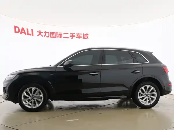 Audi Q5L 2022