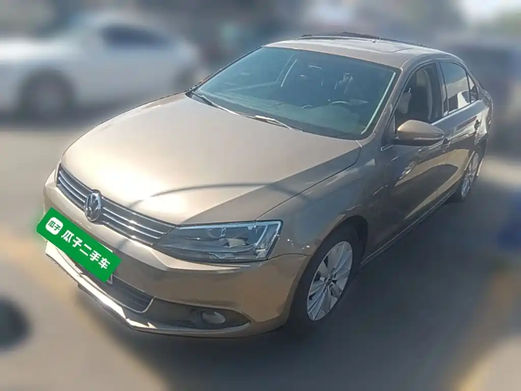 Volkswagen Sagitar 2014