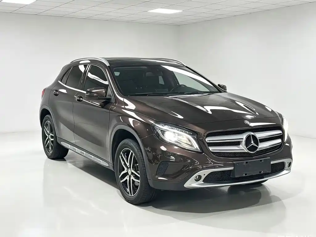 Mercedes-Benz GLA 2016