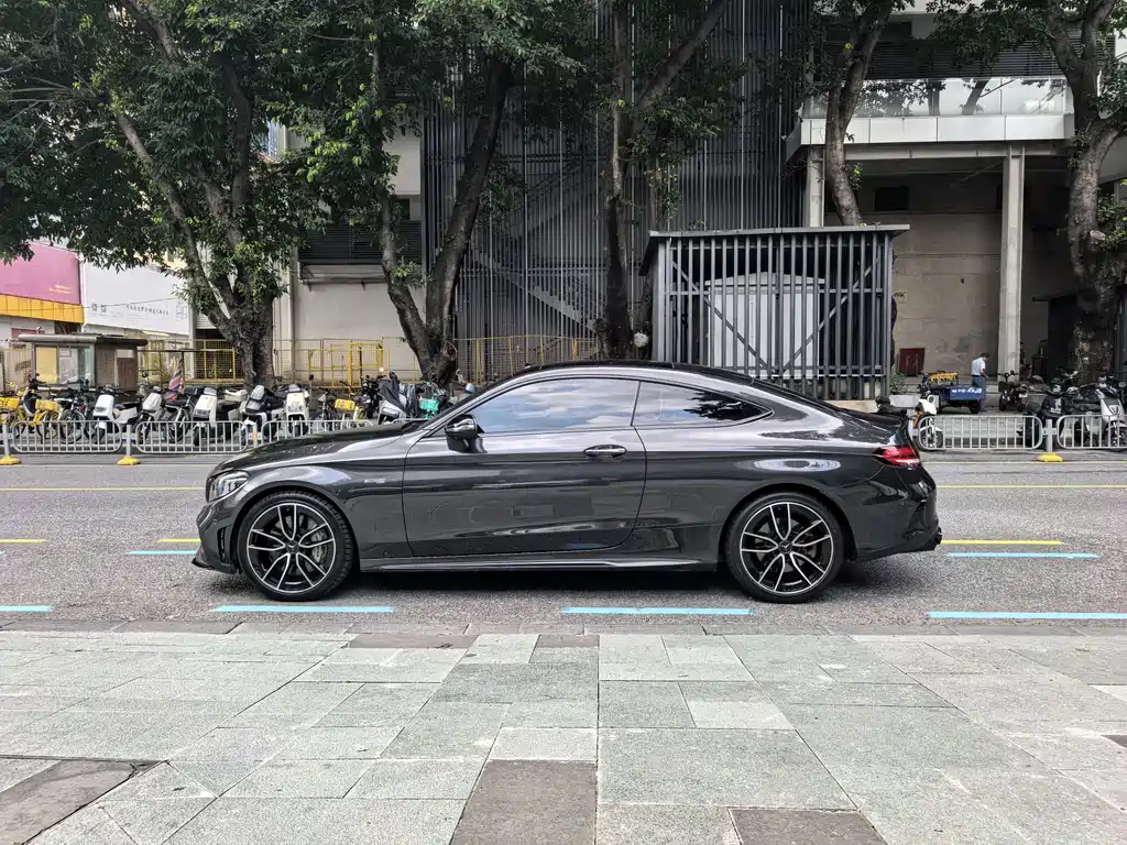 Mercedes-Benz C-Class AMG 2021