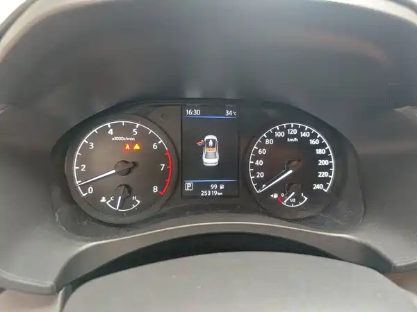 Nissan Teana 2022