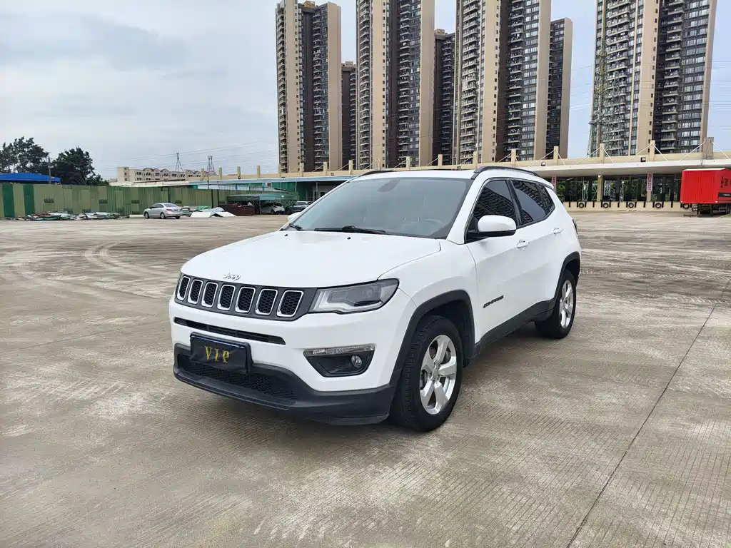 Jeep Compass 2019 — фото 1