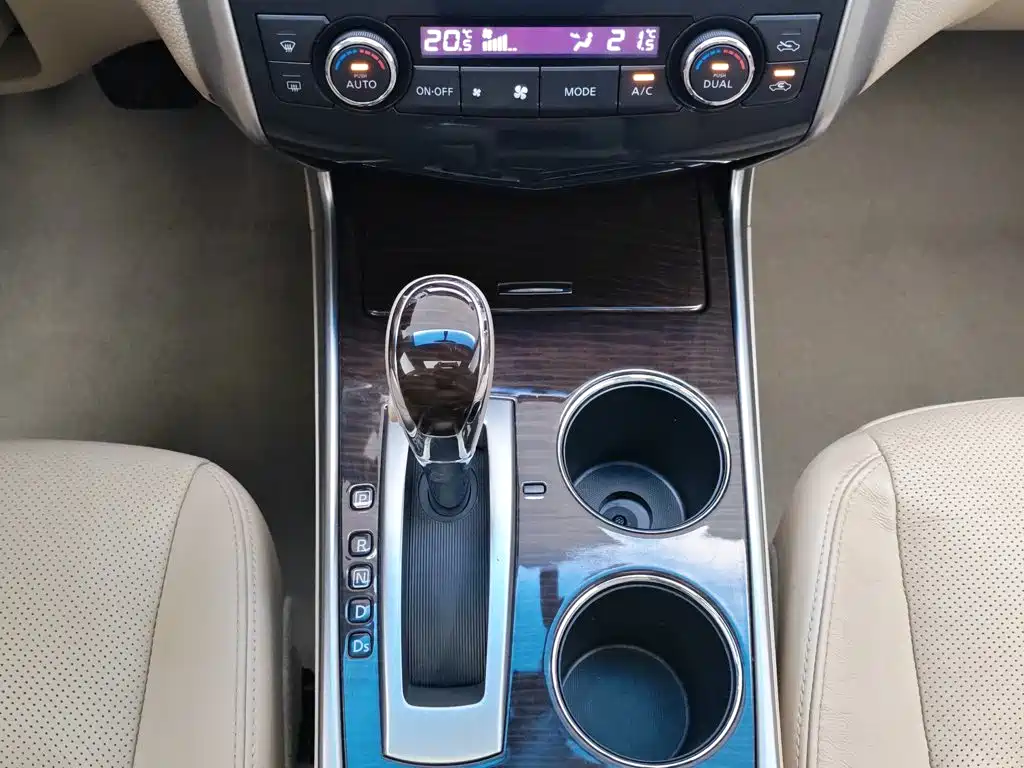 Nissan Teana 2015 — фото 13