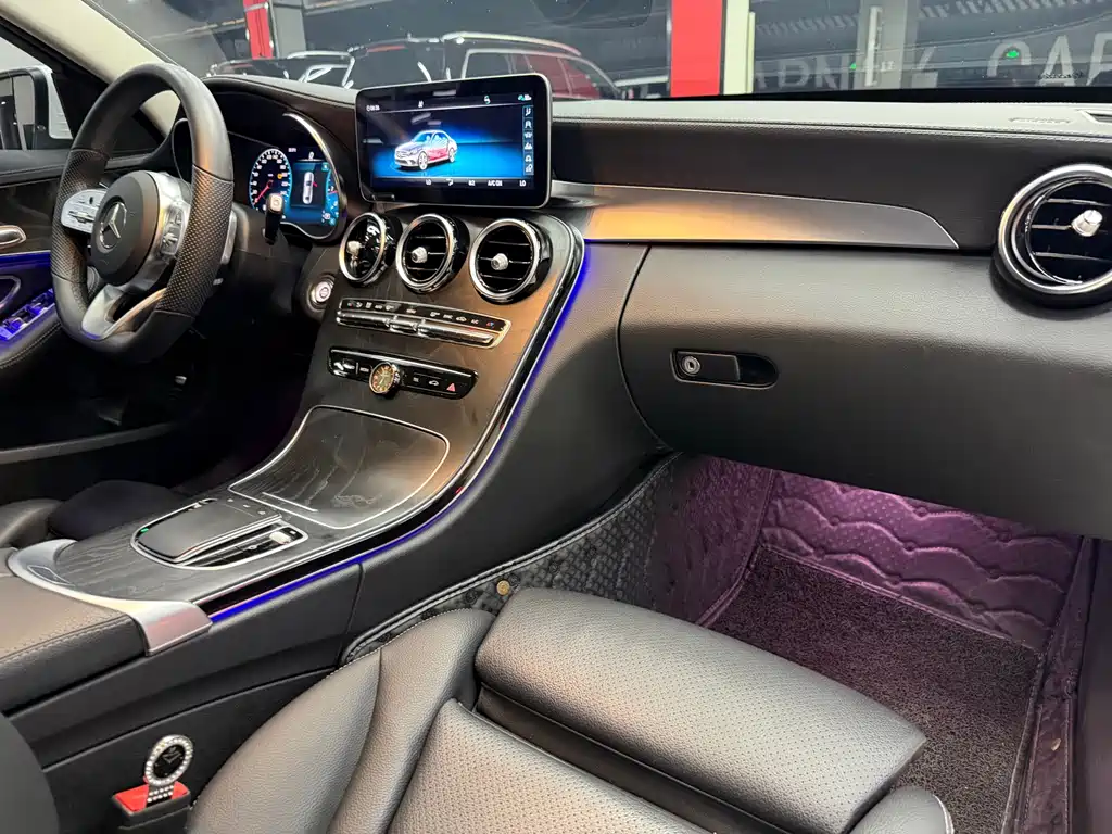 Mercedes-Benz C-Class 2020 — фото 26