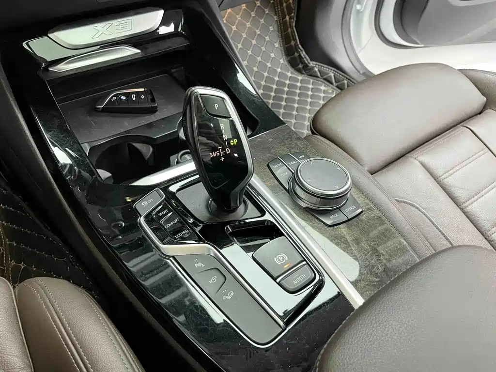 BMW X3 2020 — фото 17