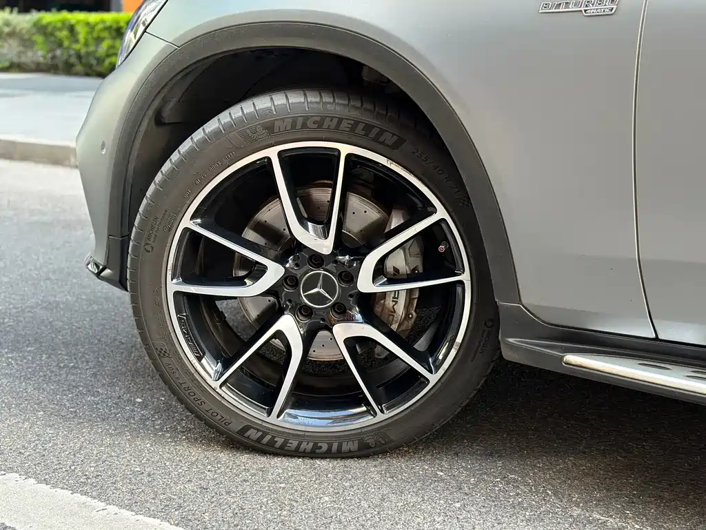Mercedes-Benz GLC Coupe AMG 2018 — фото 17