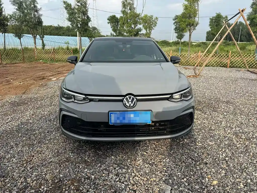 Volkswagen Golf 2023