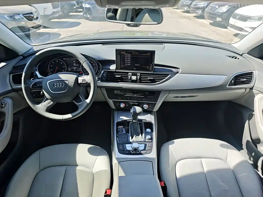 Audi A6L 2015 — фото 9