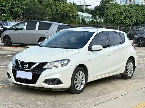 Nissan Tiida 2016