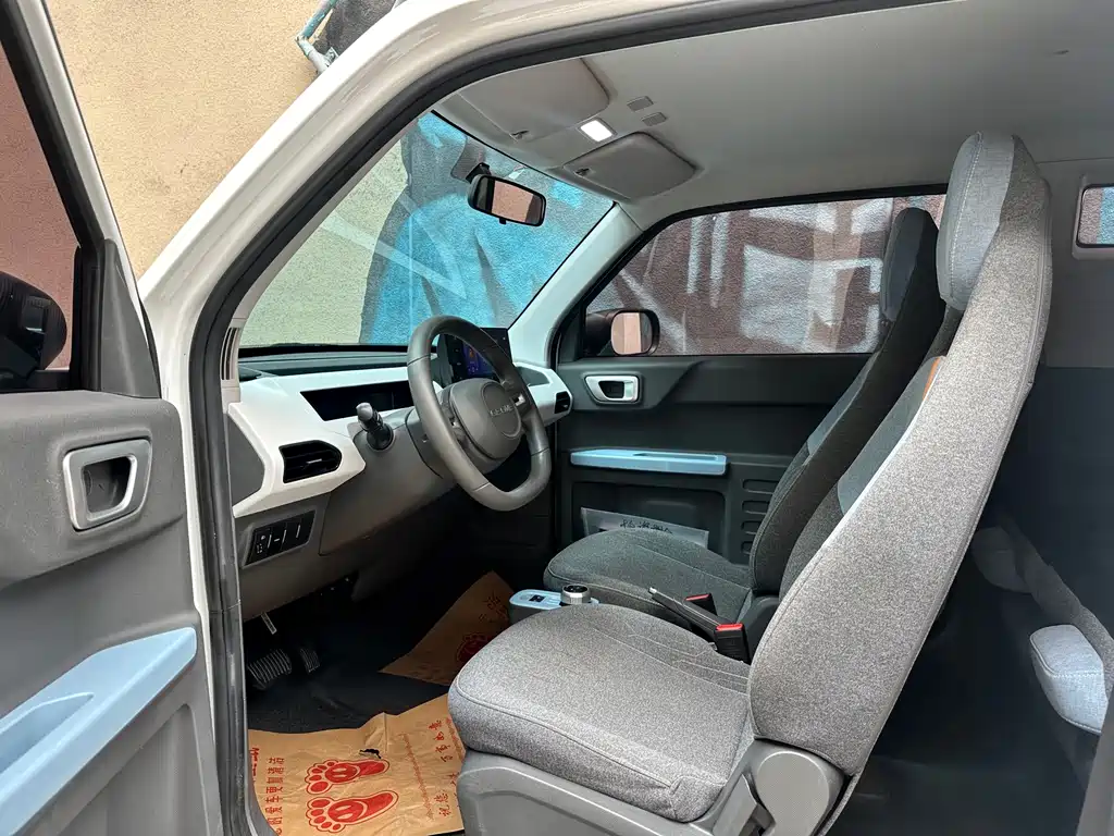 Geely Galaxy Panda 2023