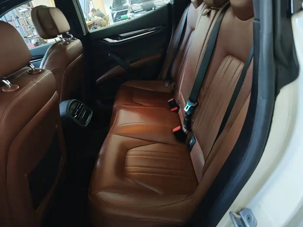 Maserati Ghibli 2014 — фото 17
