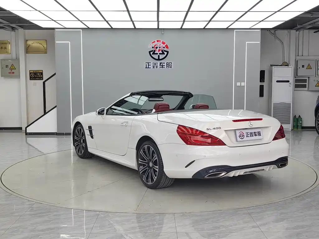 Mercedes-Benz SL-Class 2017 — фото 12