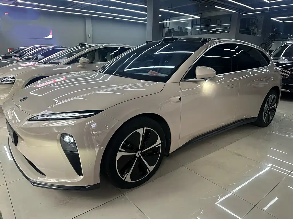 NIO ET5T 2023