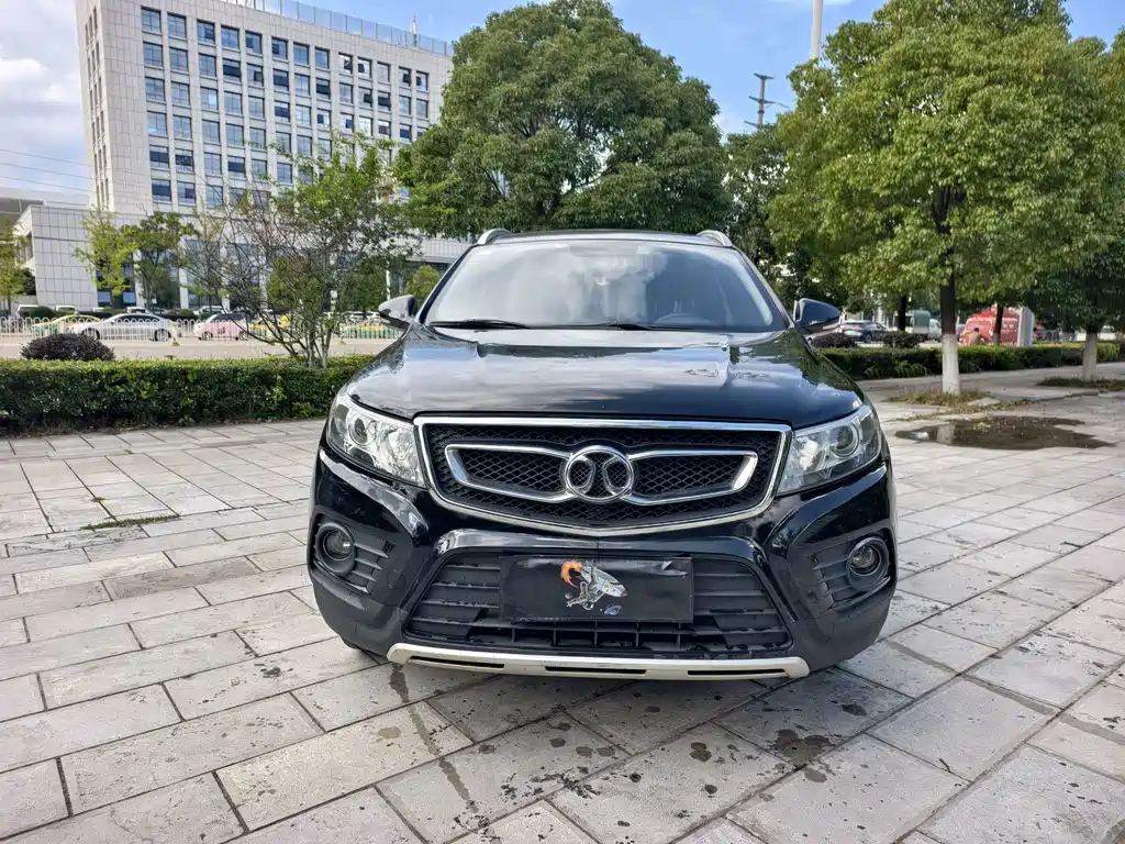 BAIC Shenbao X55 2016 — фото 2