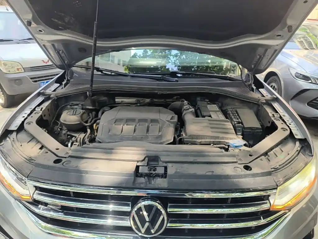 Volkswagen Tiguan L 2022 — фото 20
