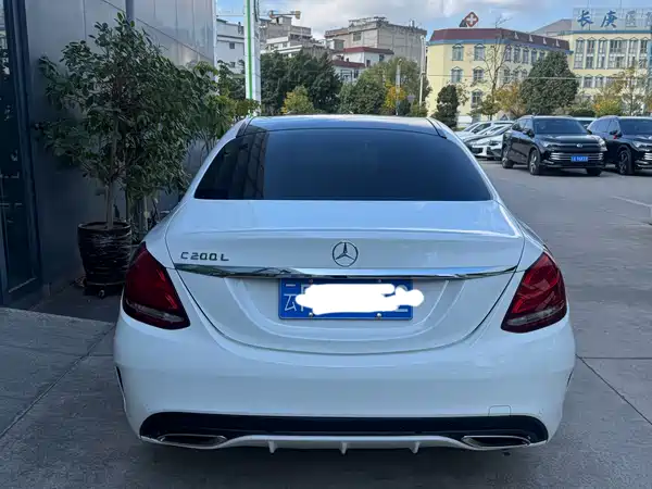 Mercedes-Benz C-Class 2018