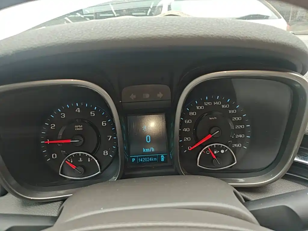 Chevrolet Malibu 2015 — фото 12