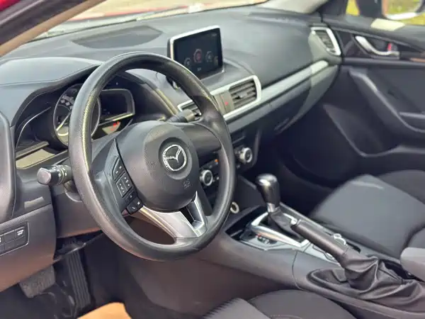 Mazda 3 Axela 2014