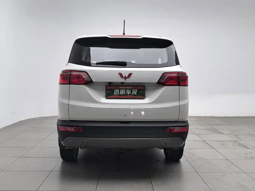 Wuling Hongguang S3 2018 — фото 4