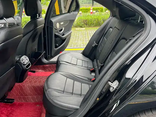 Mercedes-Benz C-Class 2019