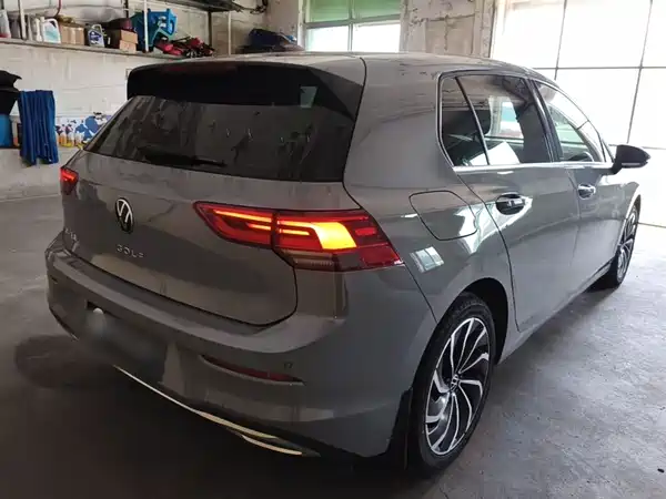 Volkswagen Golf 2023