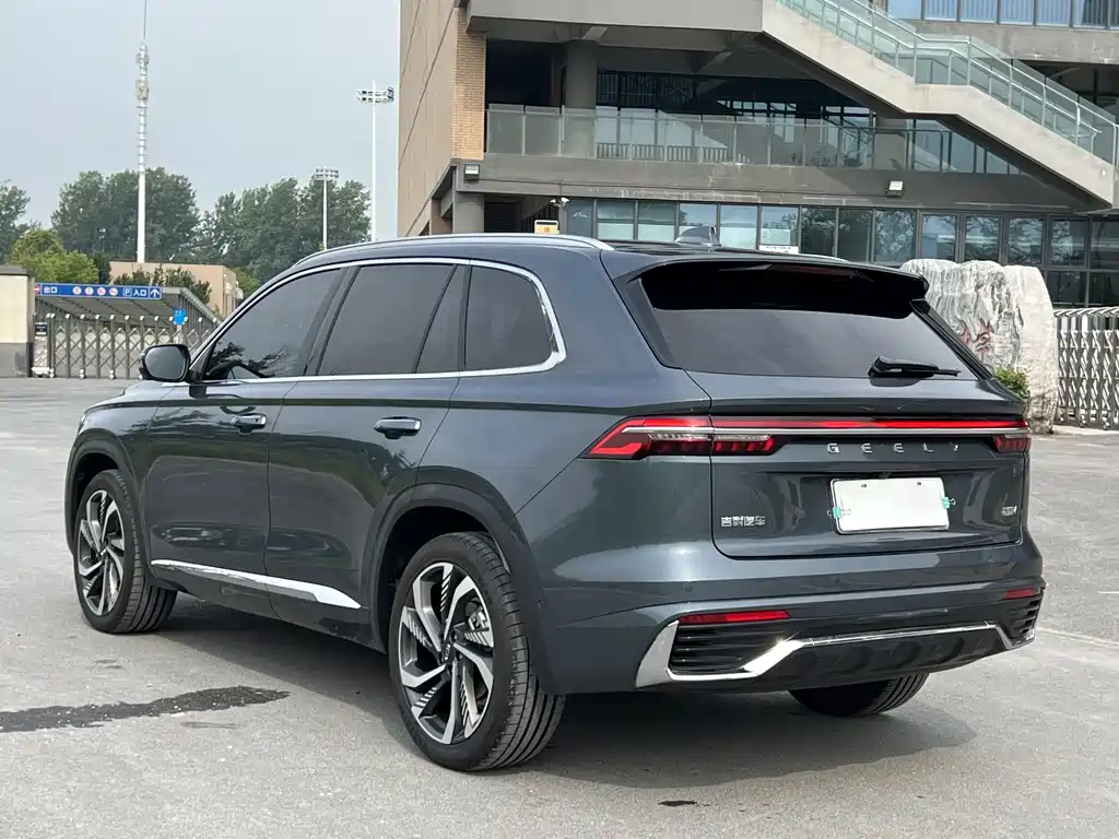 Geely Xingyue L 2023 — фото 8
