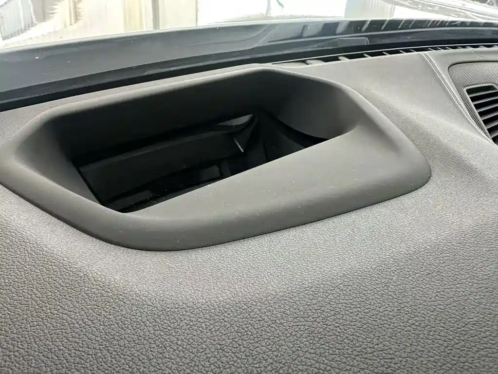 BMW 5 Series 2023 — фото 13