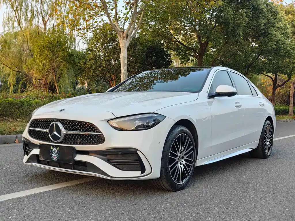 Mercedes-Benz C-Class 2023 — фото 1