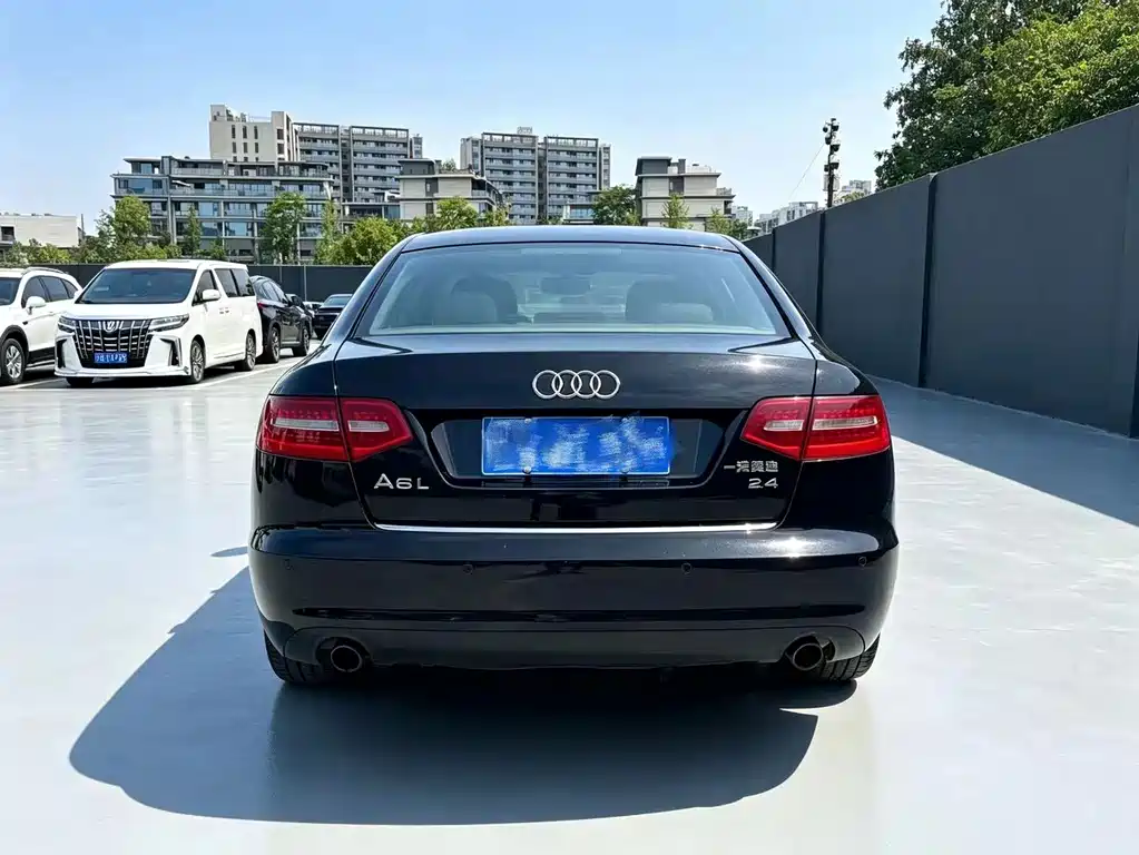 Audi A6L 2010
