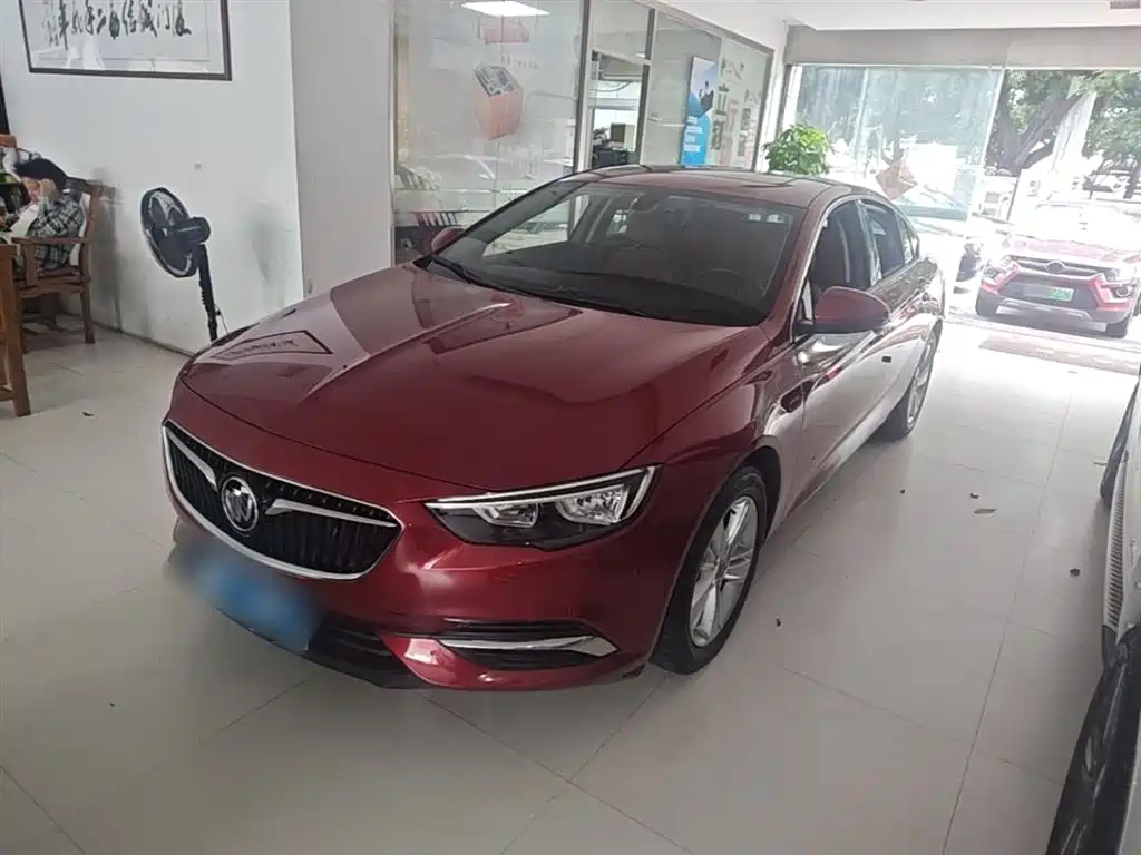 Buick Regal 2020 — фото 2