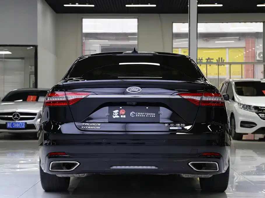Ford Taurus 2020 — фото 22