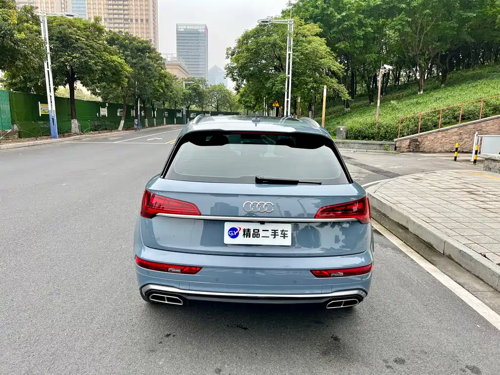 Audi Q5L 2021 — фото 26
