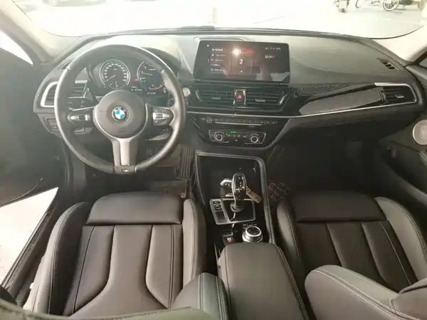BMW 1 Series 2021