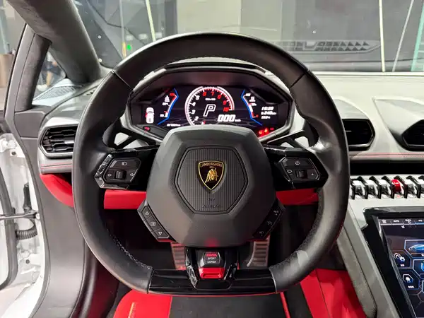 Lamborghini Huracan 2020