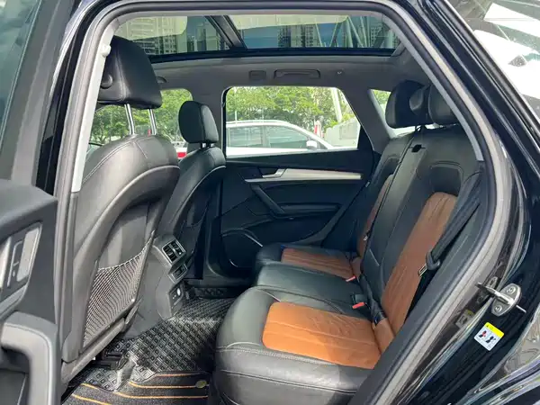 Audi Q5L 2020
