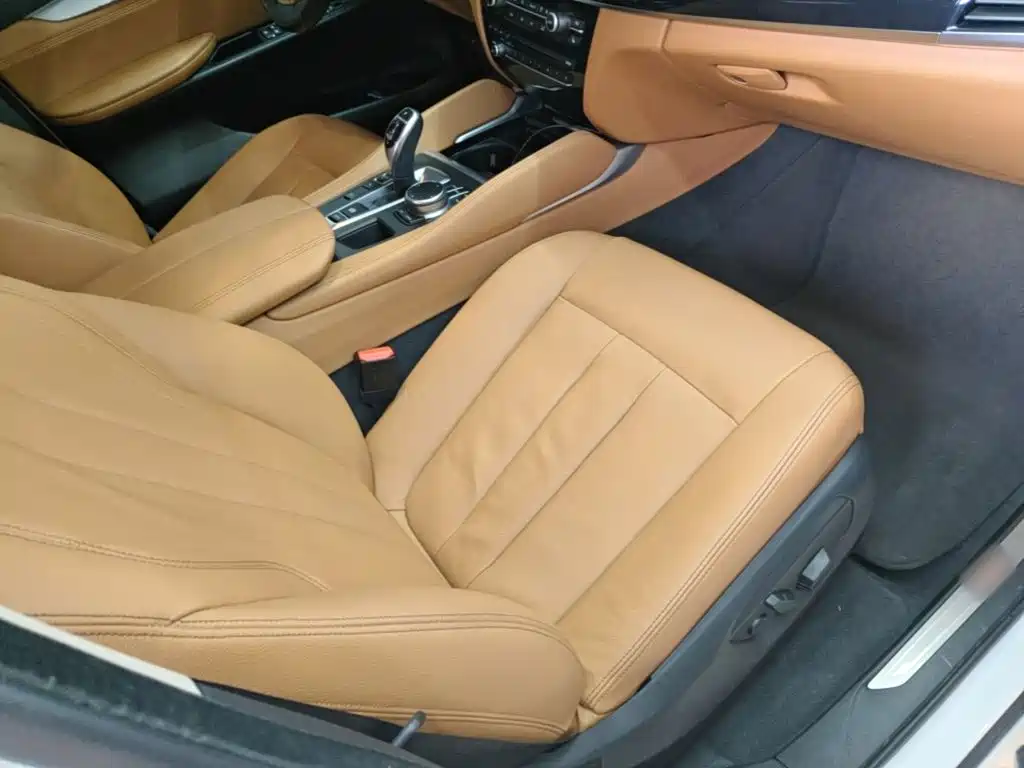 BMW X6 2018 — фото 25
