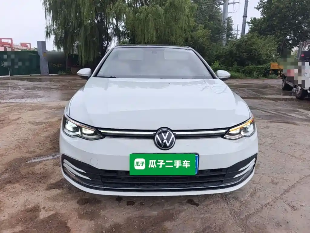 Volkswagen Golf 2021