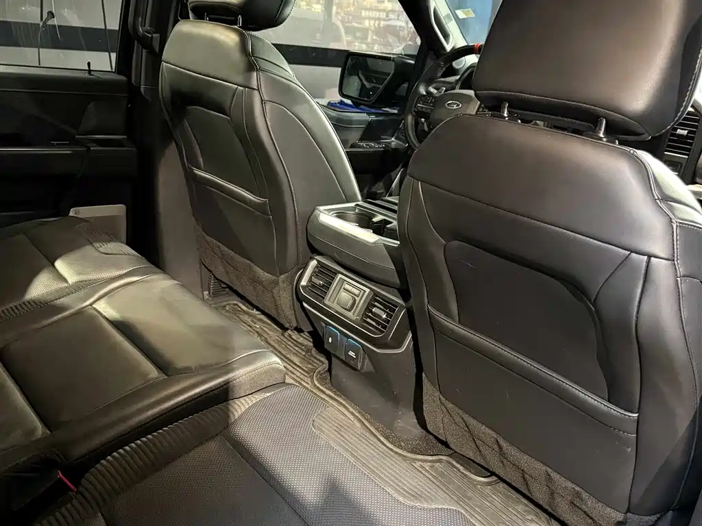 Ford F-150 Raptor 2023 — фото 11