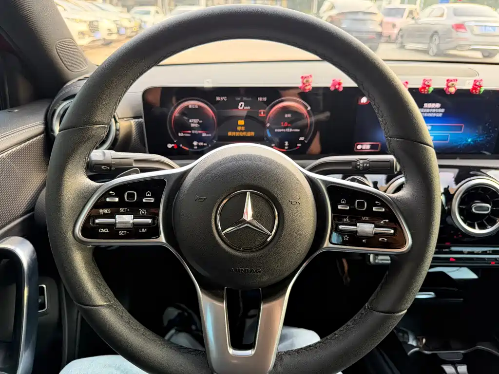Mercedes-Benz A-Class 2020 — фото 13