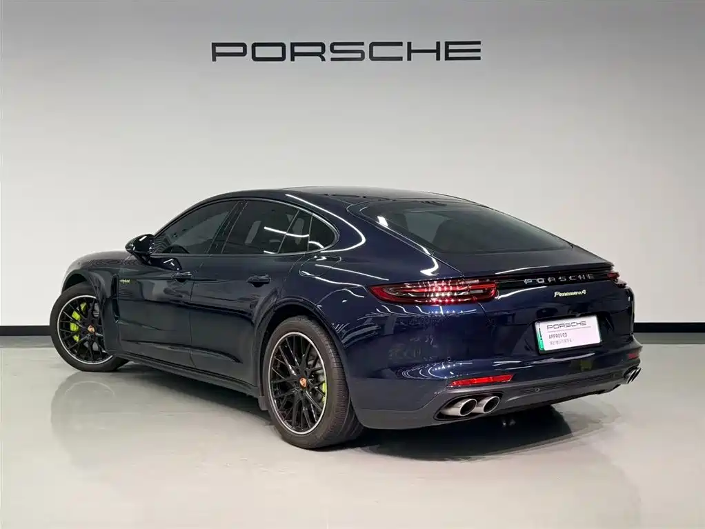 Porsche Panamera Hybrid 2018 — фото 6