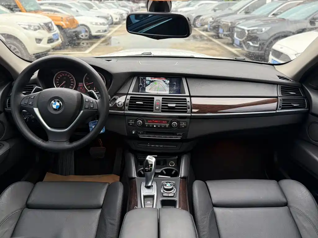 BMW X6 2015 — фото 15