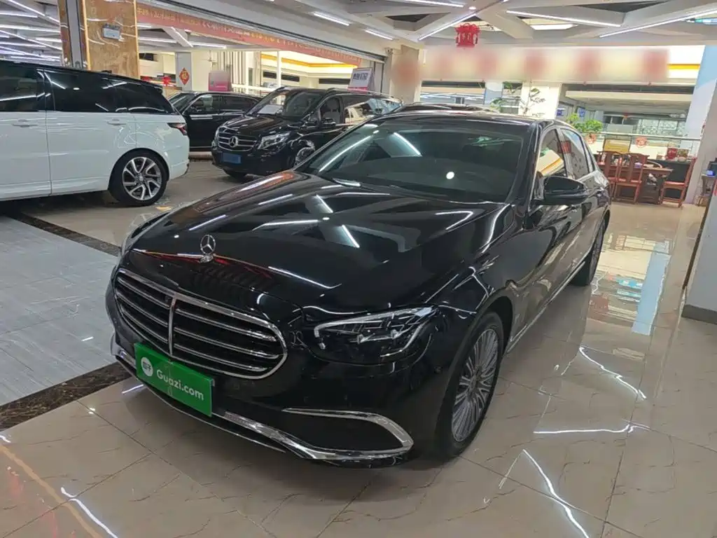 Mercedes-Benz E-Class 2022