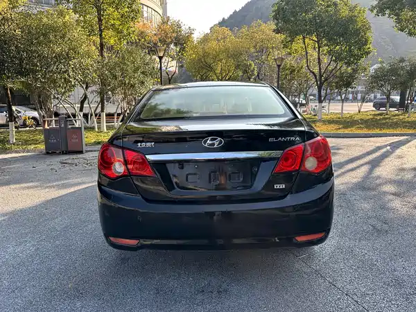 Hyundai Yuedong 2010