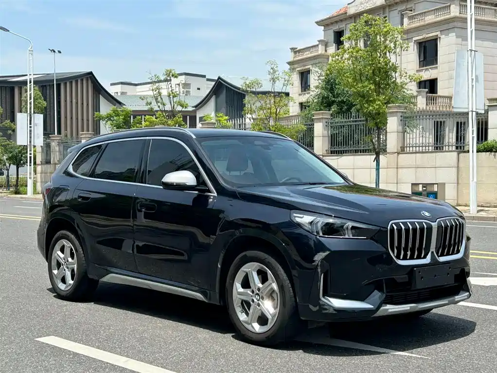 BMW X1 2023 — фото 3