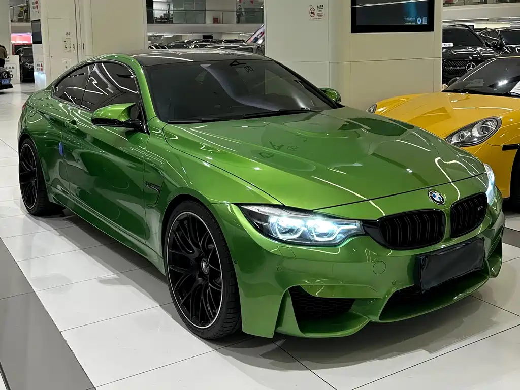 BMW M4 2018 — фото 4