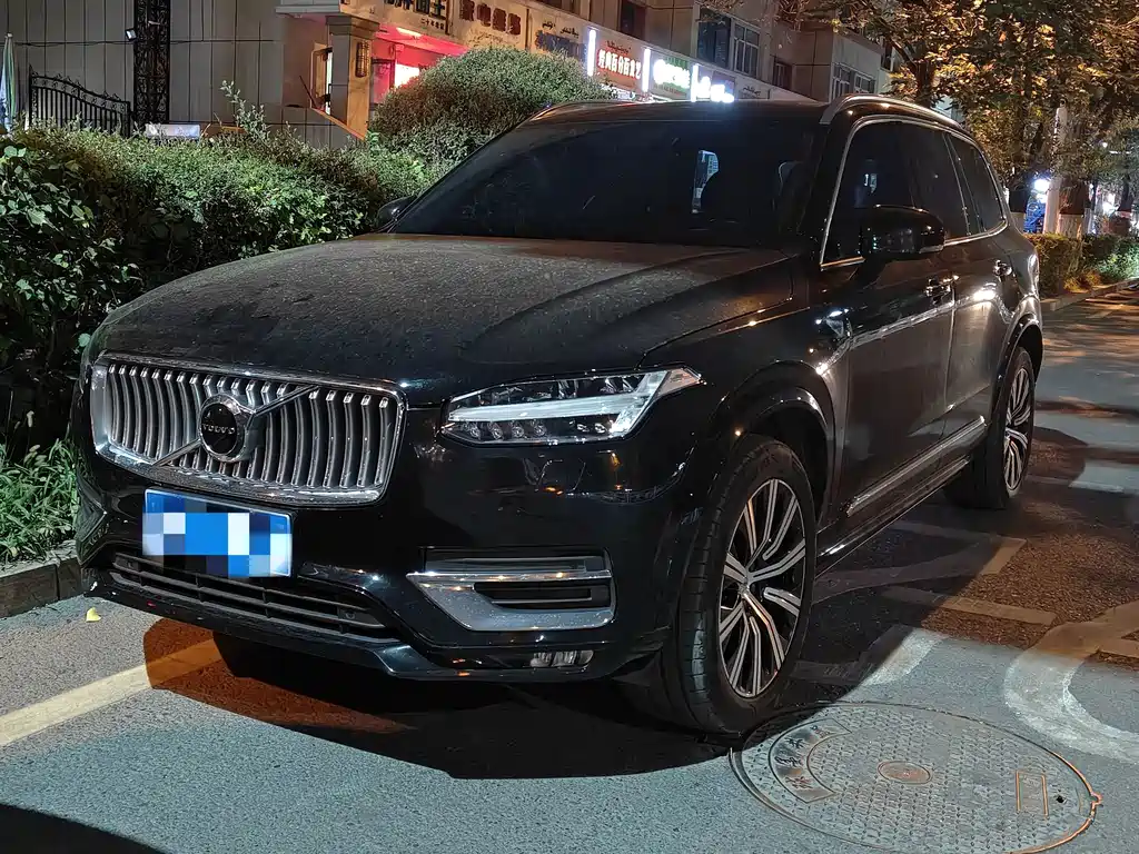 Volvo XC90 2021 — фото 1